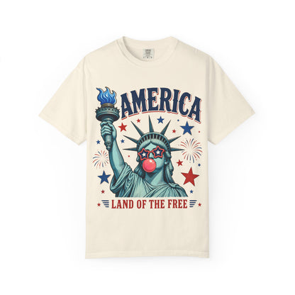 America Statue of Liberty Bubblegum T-Shirt – Land of the Free Patriotic Tee